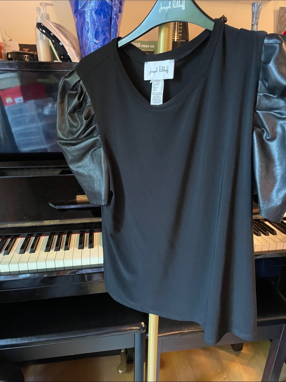 Joseph Ribkoff Black Puff-Sleeve Tee